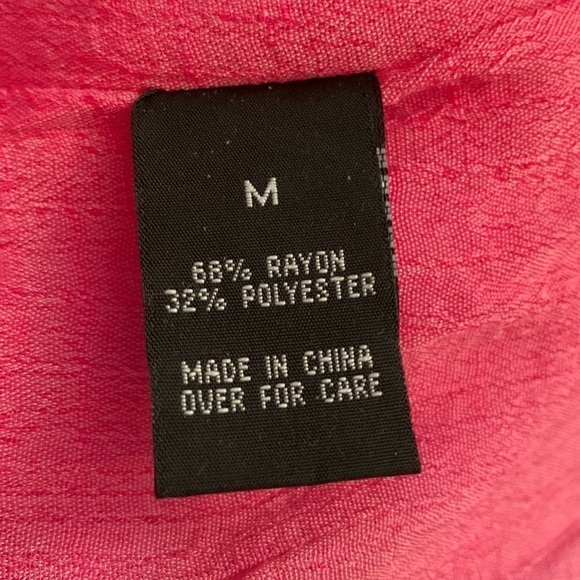 NWT AGB Pink & White Crepe Cold Shoulder  Blouse Size M #006 - Picture 8 of 10